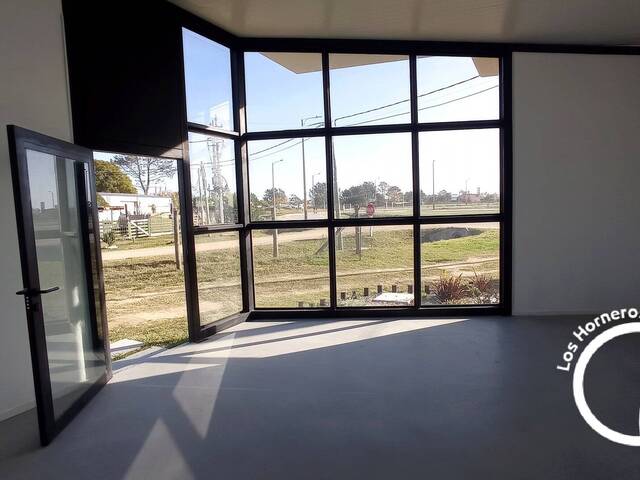 #50 - Punto Comercial para Alquiler en Ciudad de la Costa - UY-CA - 2
