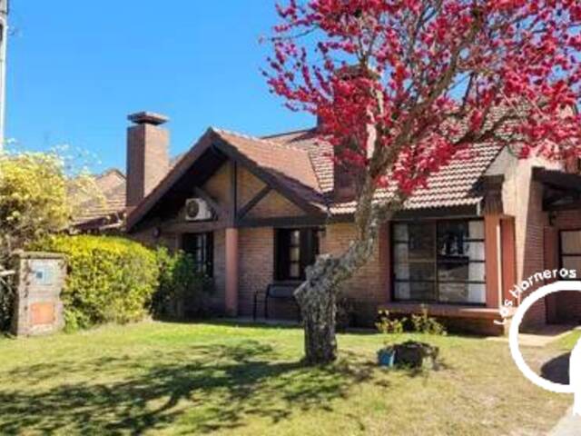 #55 - Casa para Venta en Ciudad de la Costa - UY-CA - 1