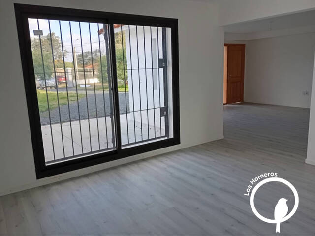 #101 - Casa para Venta en Ciudad de la Costa - UY-CA
