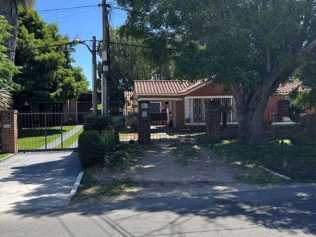 #115 - Casa para Alquiler en Ciudad de la Costa - UY-CA - 1