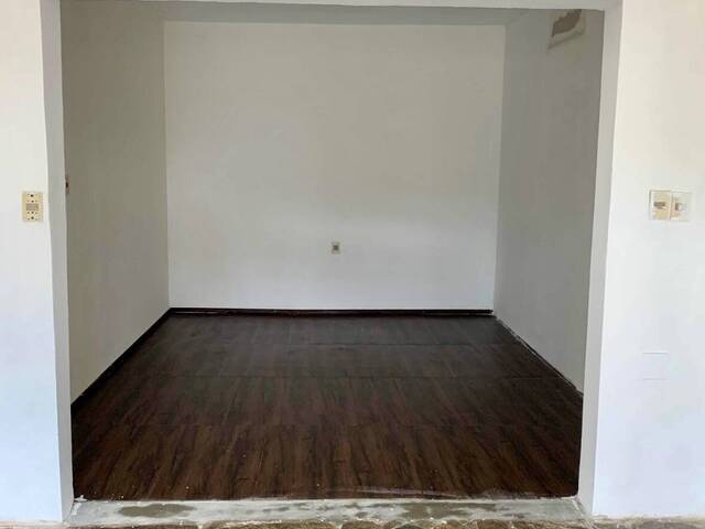 Conjunto Comercial para Alquiler en Ciudad de la Costa - 4