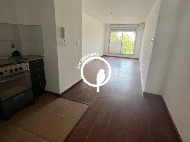 #312 - Apartamento para Alquiler en Montevideo - UY-MO