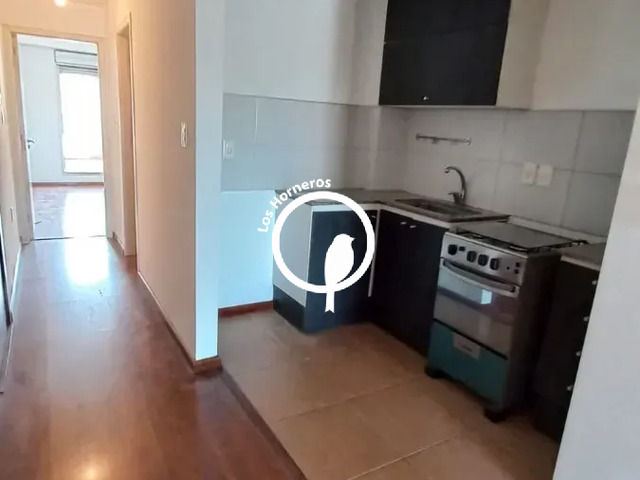 #312 - Apartamento para Alquiler en Montevideo - UY-MO